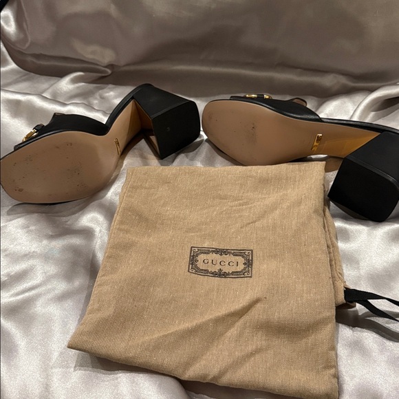 Gucci Slide Sandals - Picture 3 of 8